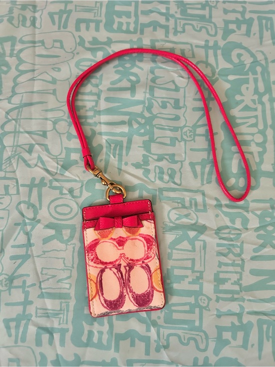 Coach Accessories - Coach vintage Pink Bow Cardholder Lanyard with Signature Print